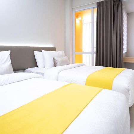 S101 Hotels Semarang Exterior photo