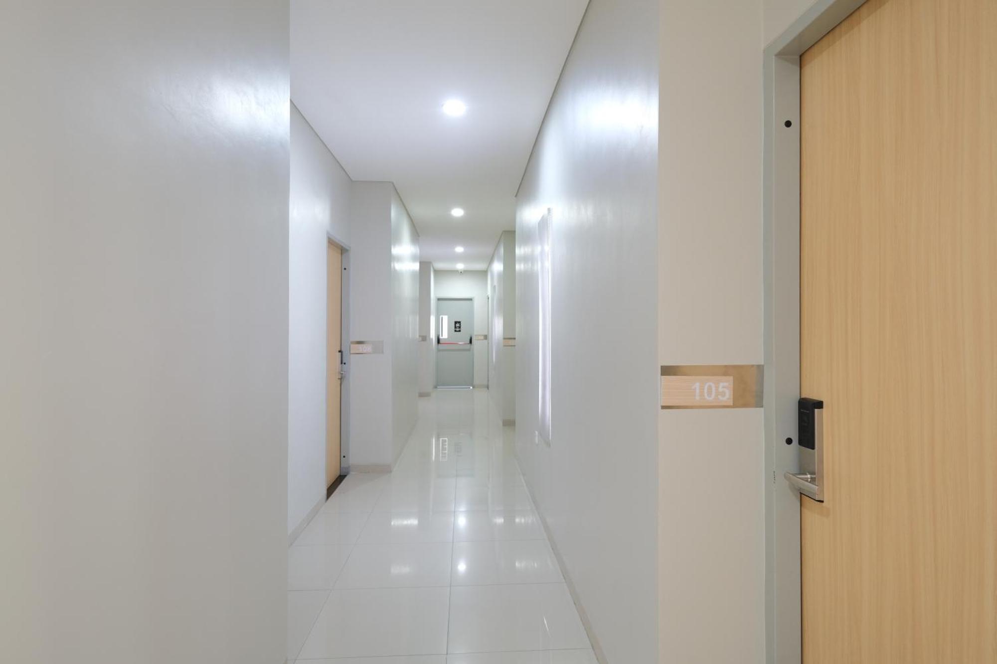 S101 Hotels Semarang Exterior photo