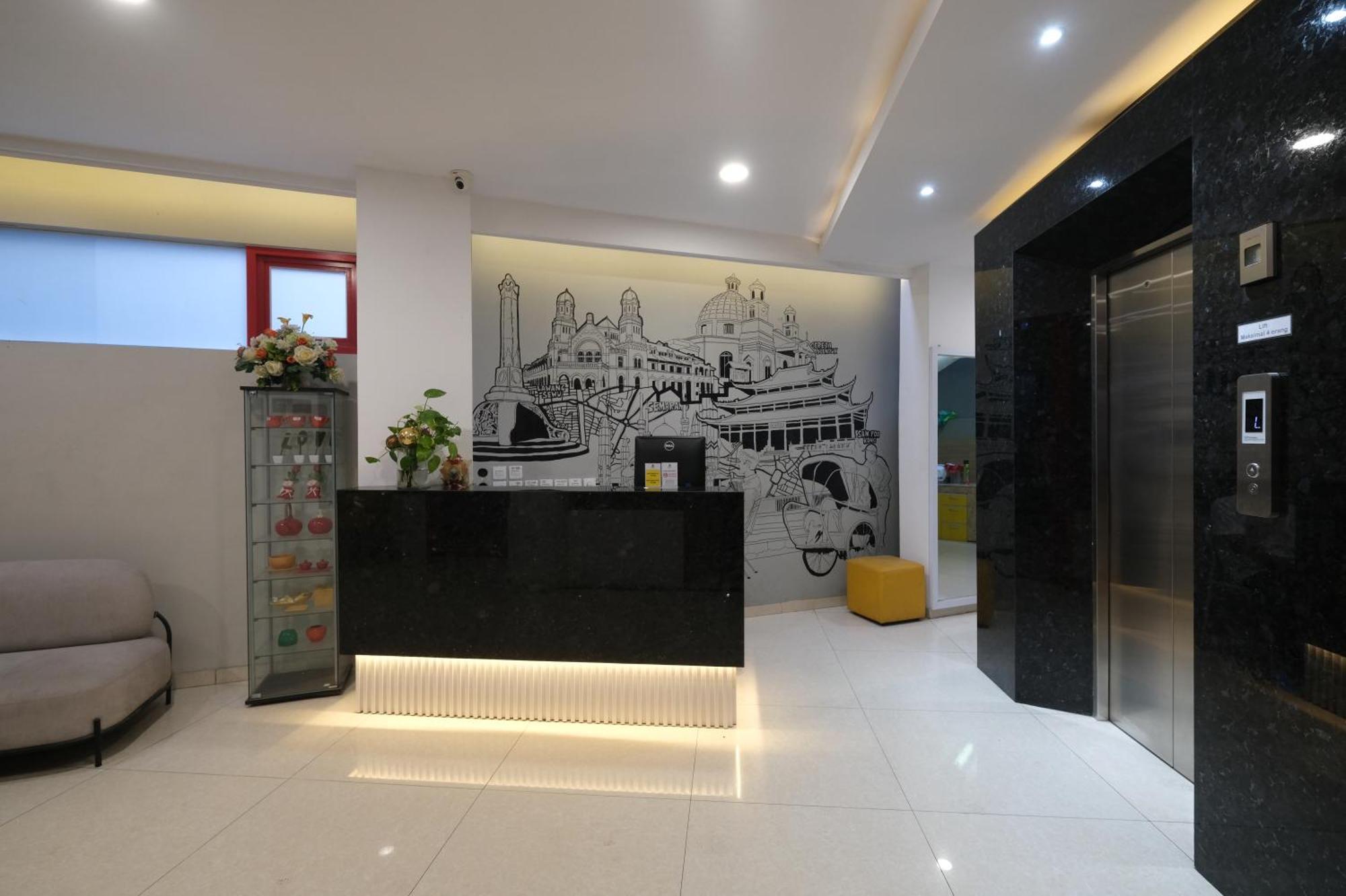 S101 Hotels Semarang Exterior photo