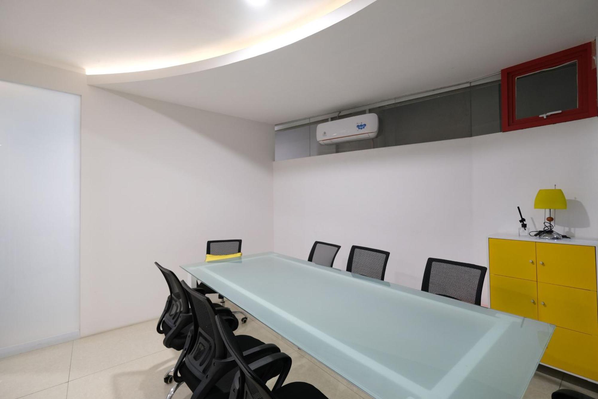 S101 Hotels Semarang Exterior photo