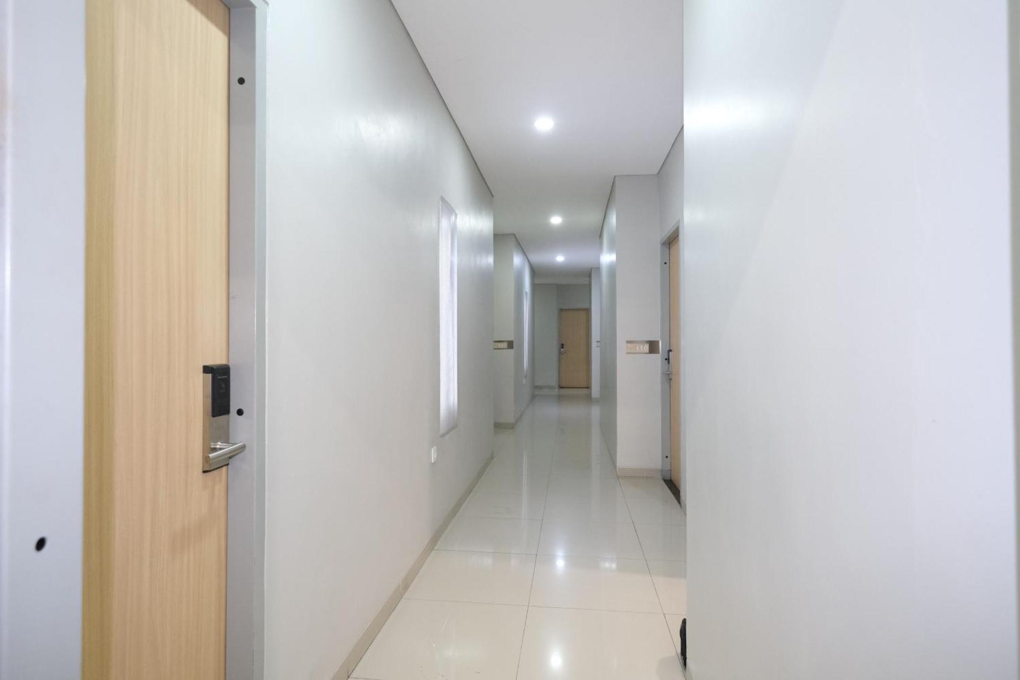S101 Hotels Semarang Exterior photo