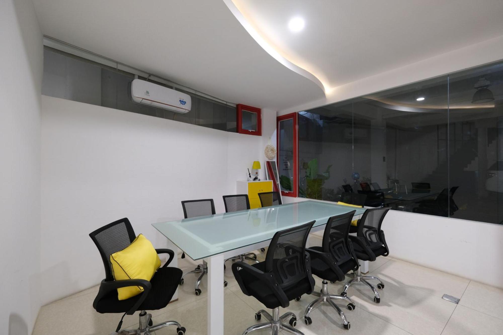 S101 Hotels Semarang Exterior photo