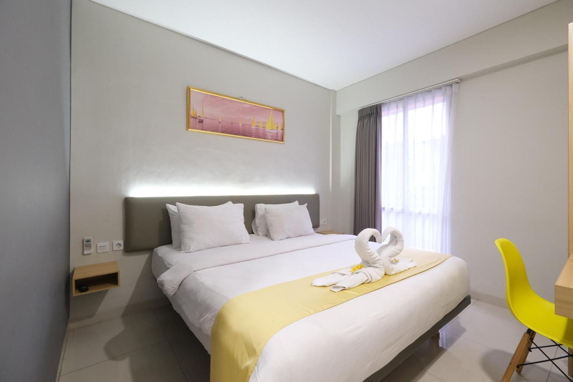 S101 Hotels Semarang Exterior photo
